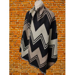 WOMENS FAT FACE ONE SIZE BLACK ZIGZAG SOFT KNIT CASUAL BLANKET SHAWL SCARF WRAP