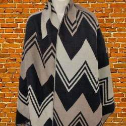 WOMENS FAT FACE ONE SIZE BLACK ZIGZAG SOFT KNIT CASUAL BLANKET SHAWL SCARF WRAP