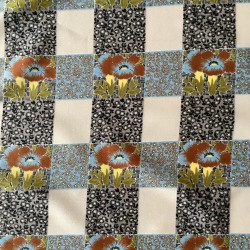 Scarf vintage Square de 27 pulgadas con diseño de flores a cuadros grises de Boselli