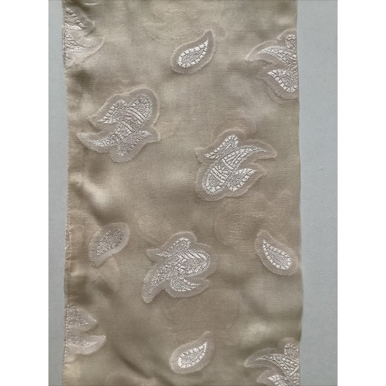 An Ivory Paisley Design Vintage Ladies Double Layer Silk Chiffon & Satin Scarf
