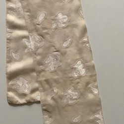 An Ivory Paisley Design Vintage Ladies Double Layer Silk Chiffon & Satin Scarf