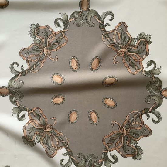 Scarf vintage Square de 31 pulgadas con diseño de flores beige y marfil 77 A de Littlewoods
